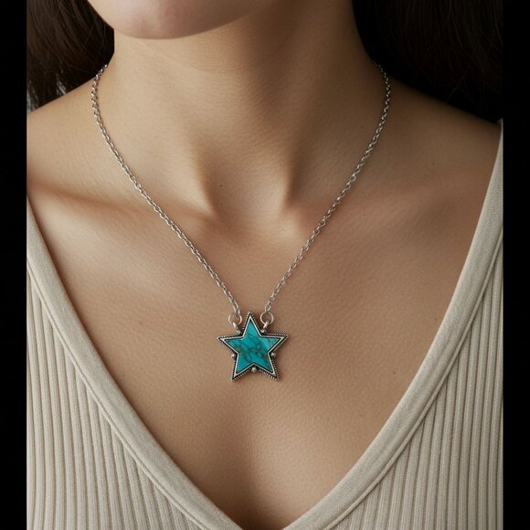 Western Star Pendant Necklace Faux Turquoise Silver Tone 18 to 20 Inch - Picture 2 of 4